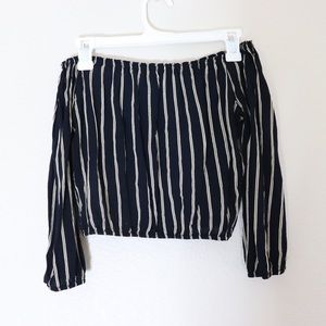 Off the shoulder brandy Melville top